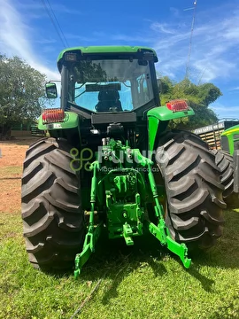 TRATOR JOHN DEERE 6165J ANO 2014