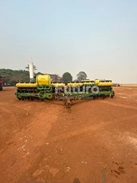 PLANTADEIRA JOHN DEERE 2122 ANO 2012