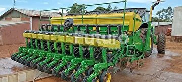 PLANTADEIRA JOHN DEERE 1111 ANO 2011