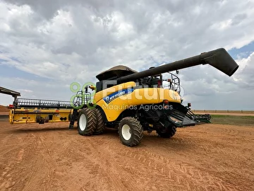 COLHEITADEIRA NEW HOLLAND CR 9080 ANO 2016