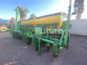 PLANTADEIRA JOHN DEERE 1113 ANO 2012