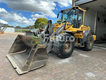 PA CARREGADEIRA VOLVO L90F ANO 2014