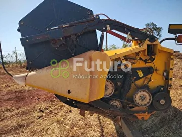 COLHEITADEIRA NEW HOLLAND CR 6080 ANO 2014