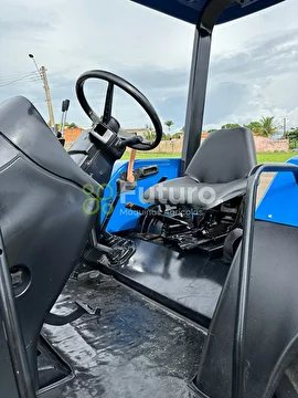 TRATOR NEW HOLLAND TL 75E ANO 2010