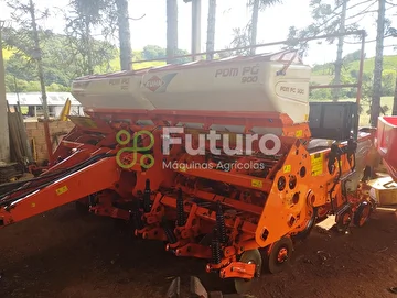 PLANTADEIRA KUHN PDM PG 900 ANO 2013