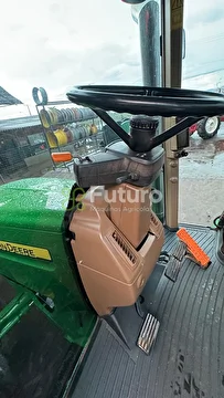 TRATOR JOHN DEERE 7225J ANO 2016