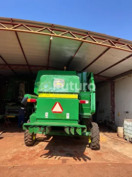 COLHEITADEIRA JOHN DEERE 1450 ANO 2005