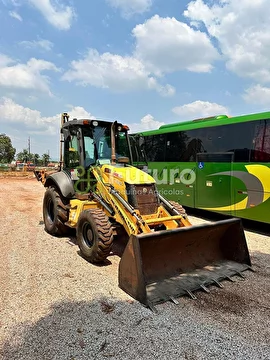 RETROESCAVADEIRA NEW HOLLAND B110B ANO 2019