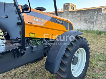 TRATOR VALTRA BM 125 ANO 2014