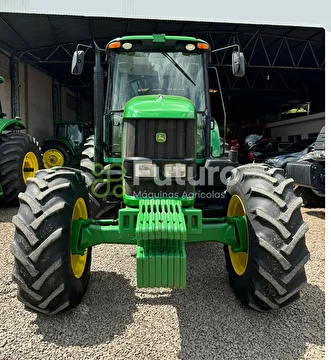 TRATOR JOHN DEERE 6180J ANO 2013