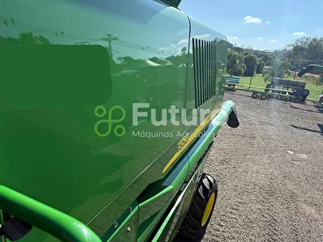 COLHEITADEIRA JOHN DEERE 1550 ANO 2008