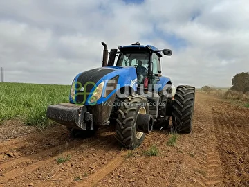 TRATOR NEW HOLLAND T8.385 ANO 2013