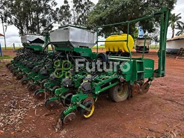 PLANTADEIRA JOHN DEERE 2122 ANO 2009