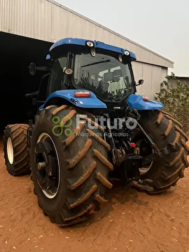 TRATOR NEW HOLLAND T7.240 ANO 2015