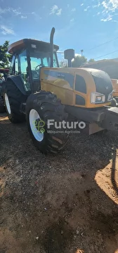 TRATOR VALTRA BH 180 ANO 2014