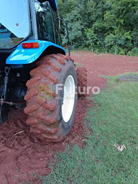 TRATOR NEW HOLLAND TL 85 ANO 2011