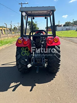 TRATOR MASSEY FERGUSON 4275 ANO 2013