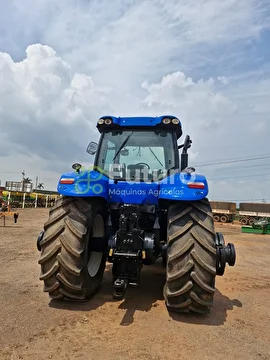 TRATOR NEW HOLLAND T8.385 ANO 2012