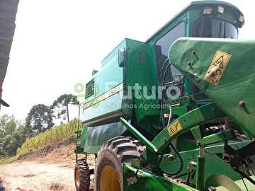 COLHEITADEIRA JOHN DEERE 1165 ANO 2002