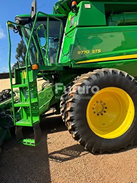 COLHEITADEIRA JOHN DEERE 9770 ANO 2013