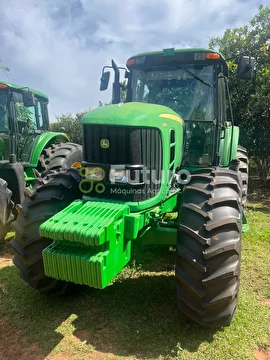 TRATOR JOHN DEERE 6165J ANO 2014