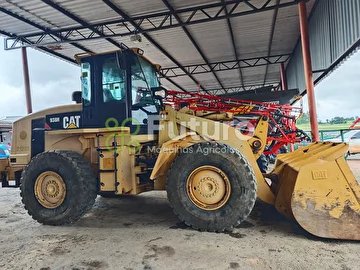 PA CARREGADEIRA CATERPILLAR 938H ANO 2010