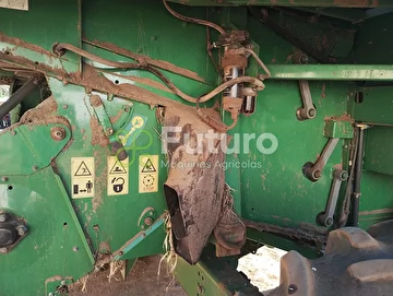 COLHEITADEIRA JOHN DEERE STS 9470 ANO 2013