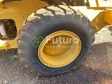 PA CARREGADEIRA CATERPILLAR 924K ANO 2015