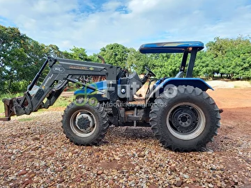 TRATOR NEW HOLLAND TL 85 ANO 2009