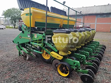 PLANTADEIRA JOHN DEERE 1109 ANO 2008