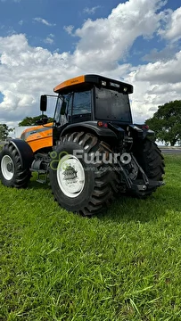 TRATOR VALTRA BH 180 ANO 2012