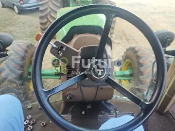 TRATOR JOHN DEERE 7715 ANO 2010