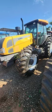 TRATOR VALTRA BH 180 ANO 2014