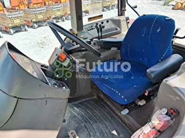 TRATOR CASE MAXXUM 180 ANO 2011