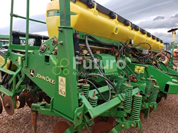 PLANTADEIRA JOHN DEERE 1113 ANO 2011