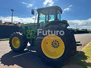 TRATOR JOHN DEERE 6165J ANO 2015