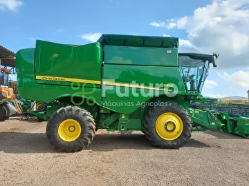 COLHEITADEIRA JOHN DEERE S540 ANO 2014