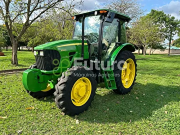 TRATOR JOHN DEERE 5090E ANO 2015