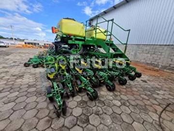 PLANTADEIRA JOHN DEERE DB ANO 2015