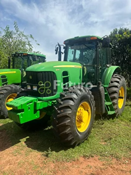 TRATOR JOHN DEERE 6165J ANO 2014