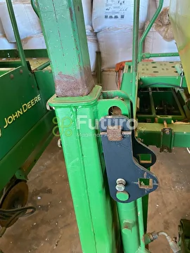 PLANTADEIRA JOHN DEERE 2113 ANO 2009