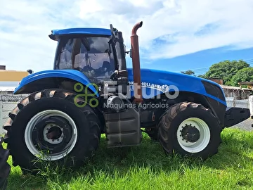 TRATOR NEW HOLLAND T8.325 ANO 2013