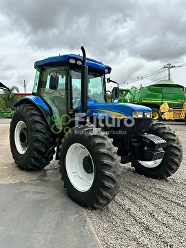 TRATOR NEW HOLLAND 7630 ANO 2015