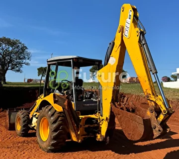 RETROESCAVADEIRA NEW HOLLAND LB 110 ANO 2010