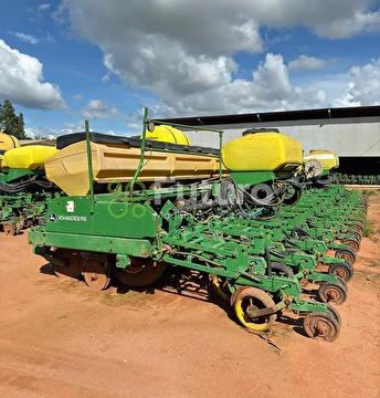 PLANTADEIRA JOHN DEERE 2115 CCS ANO 2011