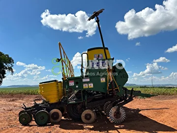 PLANTADEIRA TATU PST4 FLEX ANO 2011