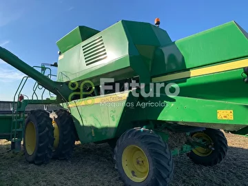 COLHEITADEIRA JOHN DEERE 1570 ANO 2012