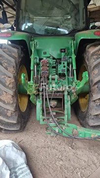 TRATOR JOHN DEERE 8335R ANO 2014