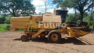 COLHEITADEIRA NEW HOLLAND 8040 ANO 1989