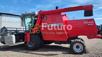 COLHEITADEIRA MASSEY FERGUSON 5650 ANO 2010